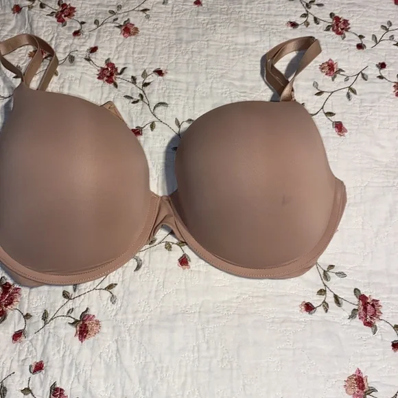 Victoria’s Secret bra - Picture 2 of 4